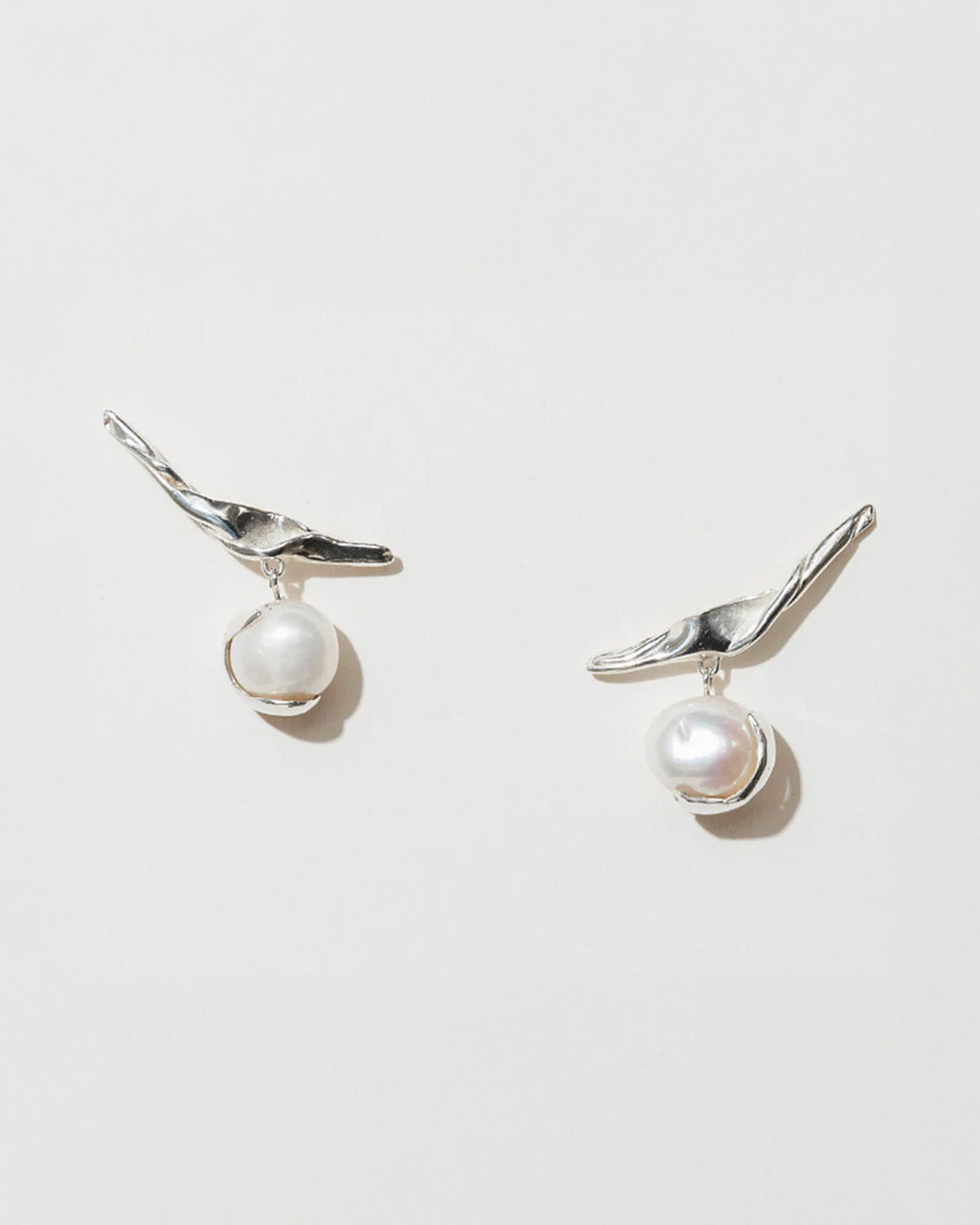 Faris Pomme Twist Earrings